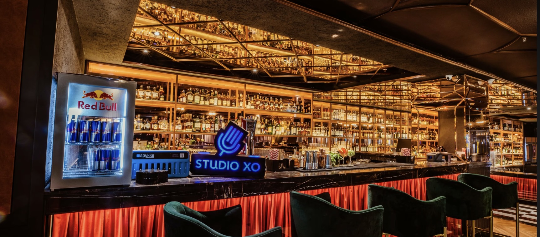 Studio XO Bar